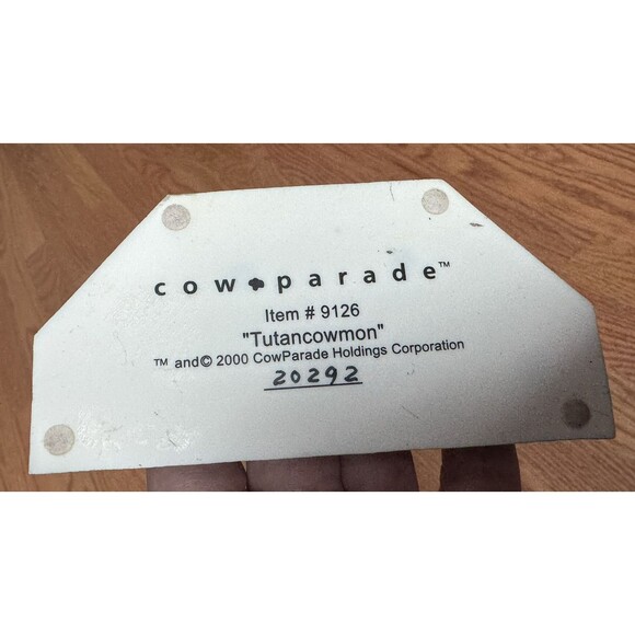 Cow Parade Tutancowmon Egyptian Pharaoh King Tut Figurine #9126 From NYC In 2000 - Picture 3 of 11